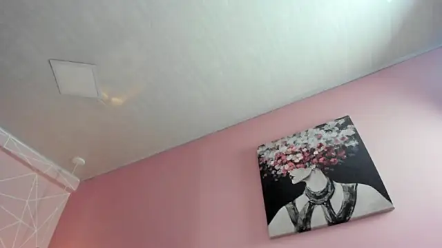 dolly zoe online show from December 2025 11:47:02 PM