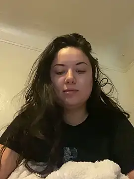 Snapshot of xocrybaby chatting on December 2025 07:53:02 PM xocrybaby online show from December 2025 07:53:02 PM