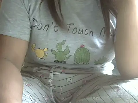 shekira99 online show from April 2026 04:17:02 AM