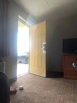 Stressreliever82 online show from April 2026 09:01:02 PM