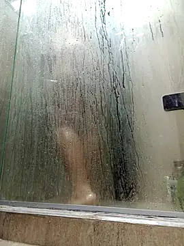 Snapshot of lucia_vonne_ chatting on September 2025 11:20:02 AM lucia vonne online show from September 2025 11:20:02 AM