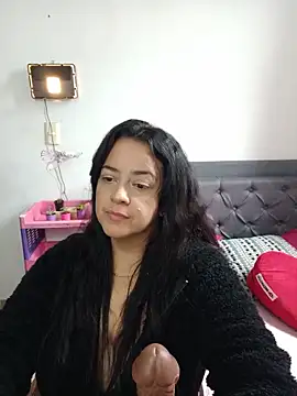 lucia vonne  online show from June 2026 09:19:01 PM
