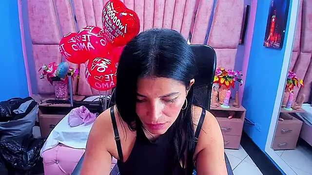 Snapshot of HornySkinny26 chatting on December 2025 10:31:01 AM HornySkinny26 online show from December 2025 10:31:01 AM