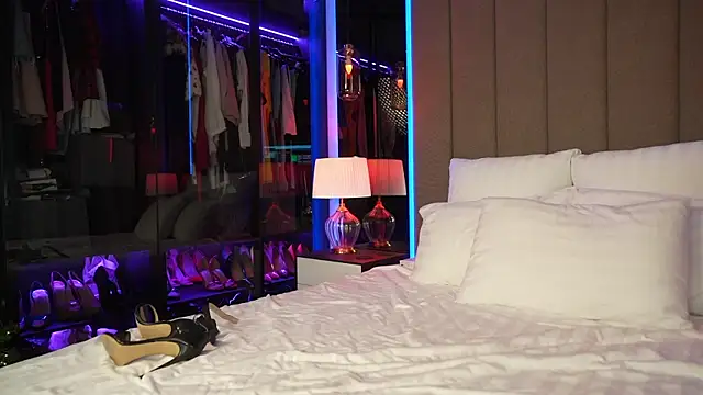 Arte Adelle online show from January 2025 04:07:01 AM