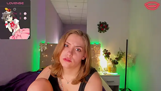 Snapshot of DellaRowe chatting on December 2025 06:34:02 PM DellaRowe online show from December 2025 06:34:02 PM