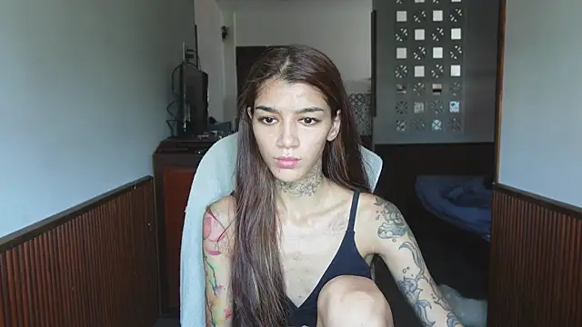 vinkitinkii online show from April 2026 06:22:02 AM