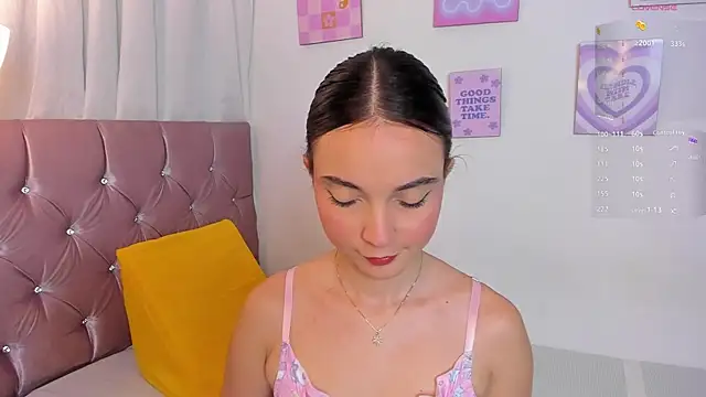 Snapshot of kate_sweet01 chatting on October 2025 01:28:01 AM kate sweet01 online show from October 2025 01:28:01 AM