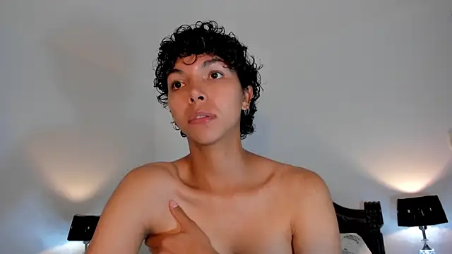 xhenisa  online show from March 2025 01:54:02 AM