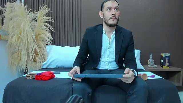 jeanpiere  online show from February 2026 02:16:01 AM