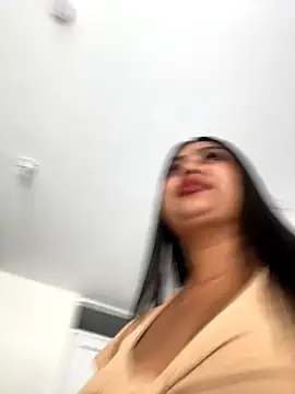 NatashaBrown12 online show from October 2025 01:03:02 PM