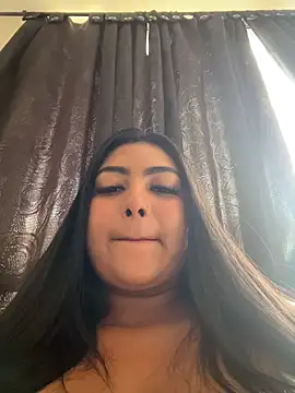 NatashaBrown12 online show from December 2025 12:58:01 PM