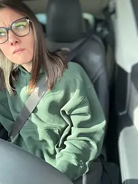 LadyLena1 online show from November 2025 07:48:02 PM