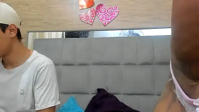 Snapshot of chicasirbo chatting on January 2025 03:37:02 AM chicasirbo online show from January 2025 03:37:02 AM