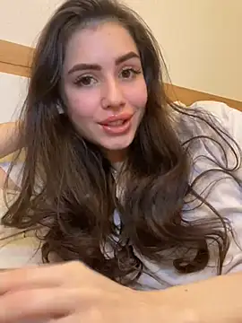 Snapshot of SofiaLaLight chatting on December 2024 01:15:02 AM SofiaLaLight online show from December 2024 01:15:02 AM