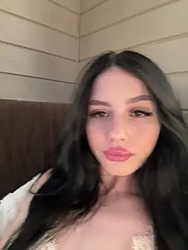 Snapshot of SofiaLaLight chatting on February 2026 01:27:02 PM SofiaLaLight online show from February 2026 01:27:02 PM