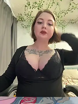 EmmySuiyugh online show from May 2026 10:54:01 AM