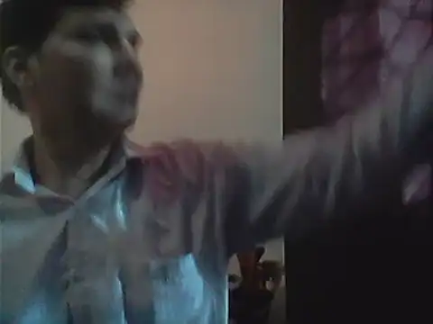 Snapshot of ZIMMY25 chatting on March 2025 10:33:02 AM ZIMMY25 online show from March 2025 10:33:02 AM