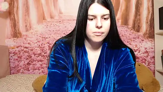 Annatrybebetter online show from November 2025 08:30:02 PM