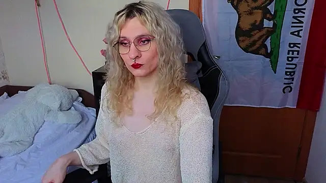 Lori Myaf online show from March 2026 02:24:01 PM