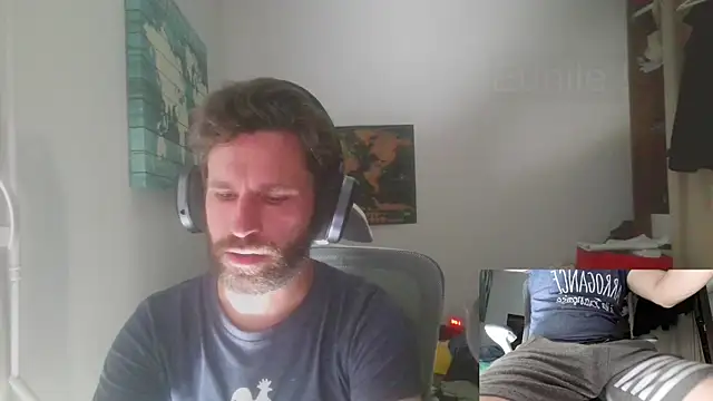 Snapshot of EunileDiff chatting on July 2026 10:40:02 AM EunileDiff online show from July 2026 10:40:02 AM