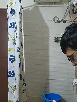 Snapshot of surfer_fun29 chatting on December 2024 11:24:02 AM surfer fun29 online show from December 2024 11:24:02 AM