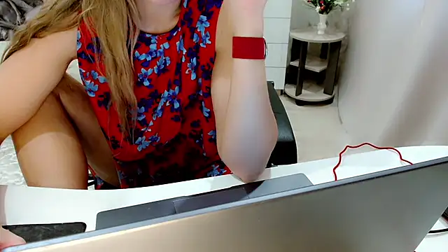 EveLove33 online show from October 2025 05:08:01 AM