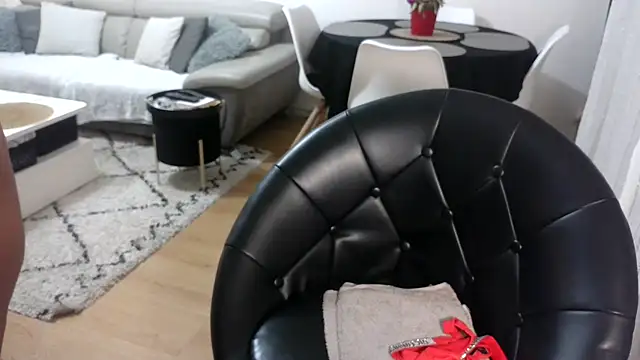 Snapshot of sarametisse26 chatting on January 2025 07:11:02 AM sarametisse26 online show from January 2025 07:11:02 AM