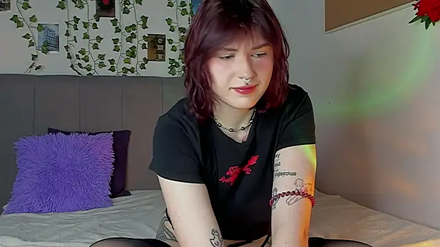 Snapshot of miss_Lizzy chatting on February 2025 01:11:01 AM miss Lizzy online show from February 2025 01:11:01 AM