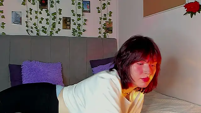 Snapshot of miss_Lizzy chatting on March 2025 04:23:02 AM miss Lizzy online show from March 2025 04:23:02 AM