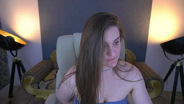 EmmyCharmm online show from June 2026 05:42:02 AM