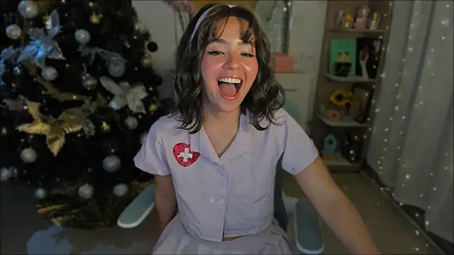 Snapshot of Olivia_xd_ chatting on November 2025 05:40:01 AM Olivia xd online show from November 2025 05:40:01 AM