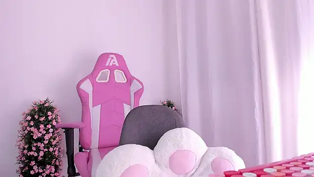 Snapshot of keissy_rincon_ chatting on October 2025 11:25:02 PM keissy rincon online show from October 2025 11:25:02 PM