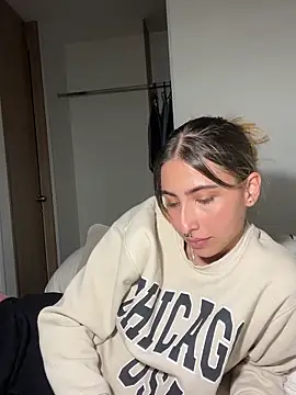 Ameellie online show from February 2025 11:26:02 PM