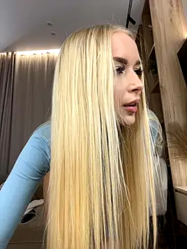 Snapshot of eva_m1racle_ chatting on October 2025 07:20:02 PM eva m1racle online show from October 2025 07:20:02 PM