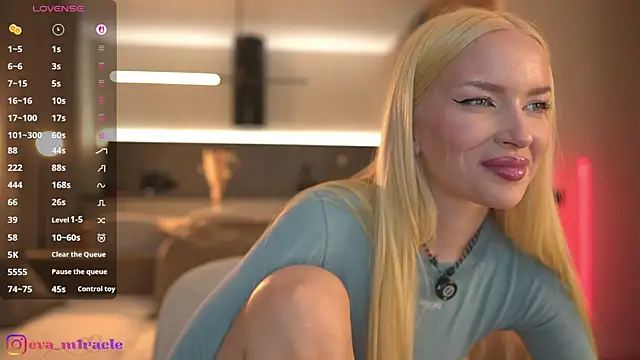 Snapshot of eva_m1racle_ chatting on May 2026 09:01:01 PM eva m1racle online show from May 2026 09:01:01 PM