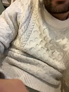 Snapshot of athenphysics chatting on January 2025 03:29:01 PM athenphysics online show from January 2025 03:29:01 PM