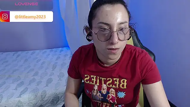 Snapshot of little__amy_ chatting on February 2025 04:14:02 PM little amy online show from February 2025 04:14:02 PM