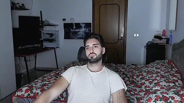 Alexox02 online show from October 2025 07:04:02 PM