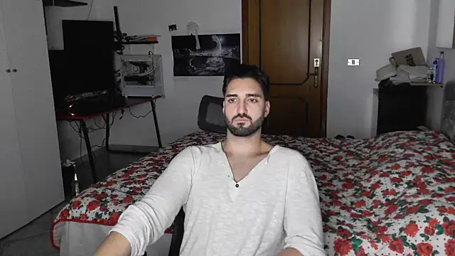 Alexox02 online show from December 2025 05:19:02 PM