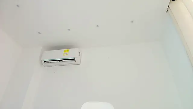 mollyrivera online show from March 2026 09:47:02 PM