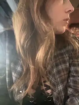 MommmyYummy online show from November 2025 12:15:01 PM