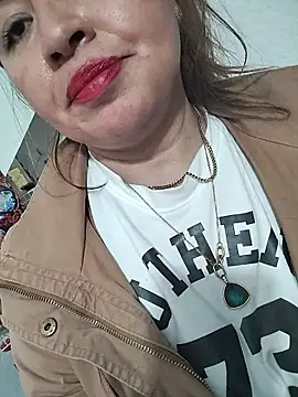 Snapshot of isabellacen chatting on October 2025 02:29:01 PM isabellacen online show from October 2025 02:29:01 PM