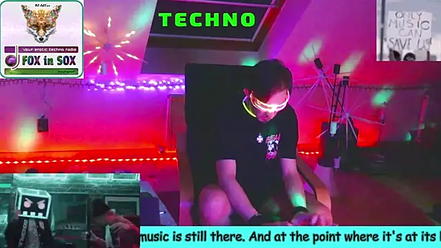 Snapshot of RevilO1180 chatting on February 2026 08:07:01 PM RevilO1180 online show from February 2026 08:07:01 PM