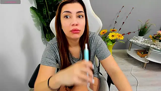 EveEvian online show from February 2026 11:52:01 AM