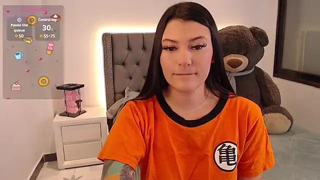 Snapshot of Nicols66 chatting on February 2025 10:58:01 PM Nicols66 online show from February 2025 10:58:01 PM