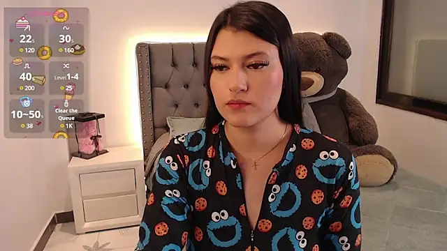 Snapshot of Nicols66 chatting on February 2025 12:05:02 AM Nicols66 online show from February 2025 12:05:02 AM