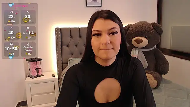 Snapshot of Nicols66 chatting on March 2025 09:07:02 PM Nicols66 online show from March 2025 09:07:02 PM