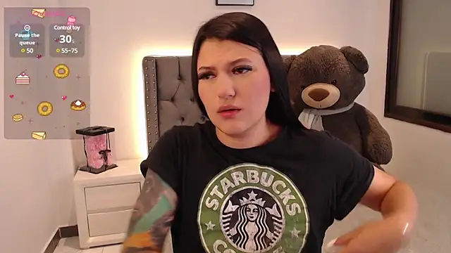 Snapshot of Nicols66 chatting on March 2025 09:43:02 PM Nicols66 online show from March 2025 09:43:02 PM