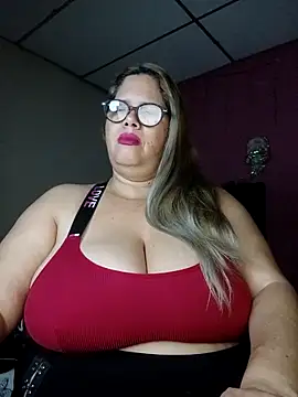 EllisW8 online show from October 2025 10:37:02 AM