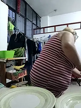 EllisW8 online show from March 2026 11:10:01 PM